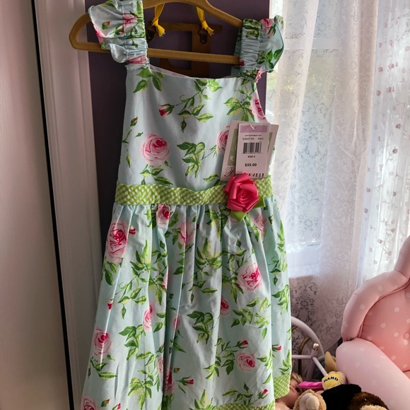 Girls dress - Picture 1 of 1